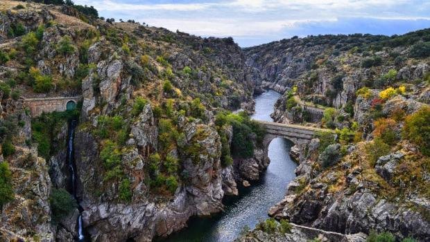 El Lago Cervera de Buitrago Ngoại thất bức ảnh